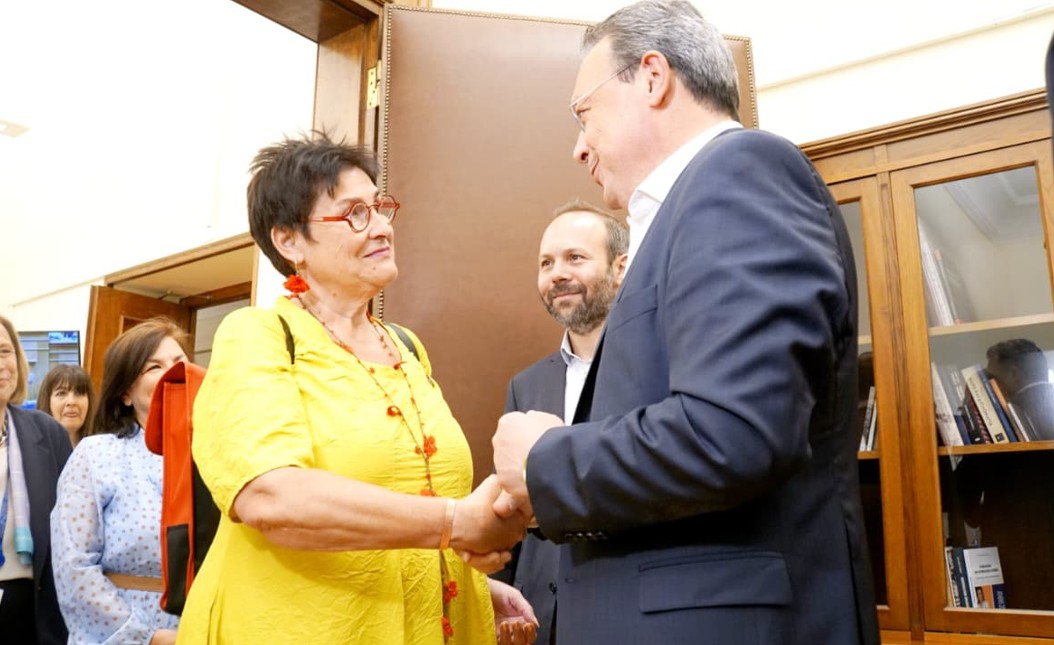 Πέτρα Μπάιρ