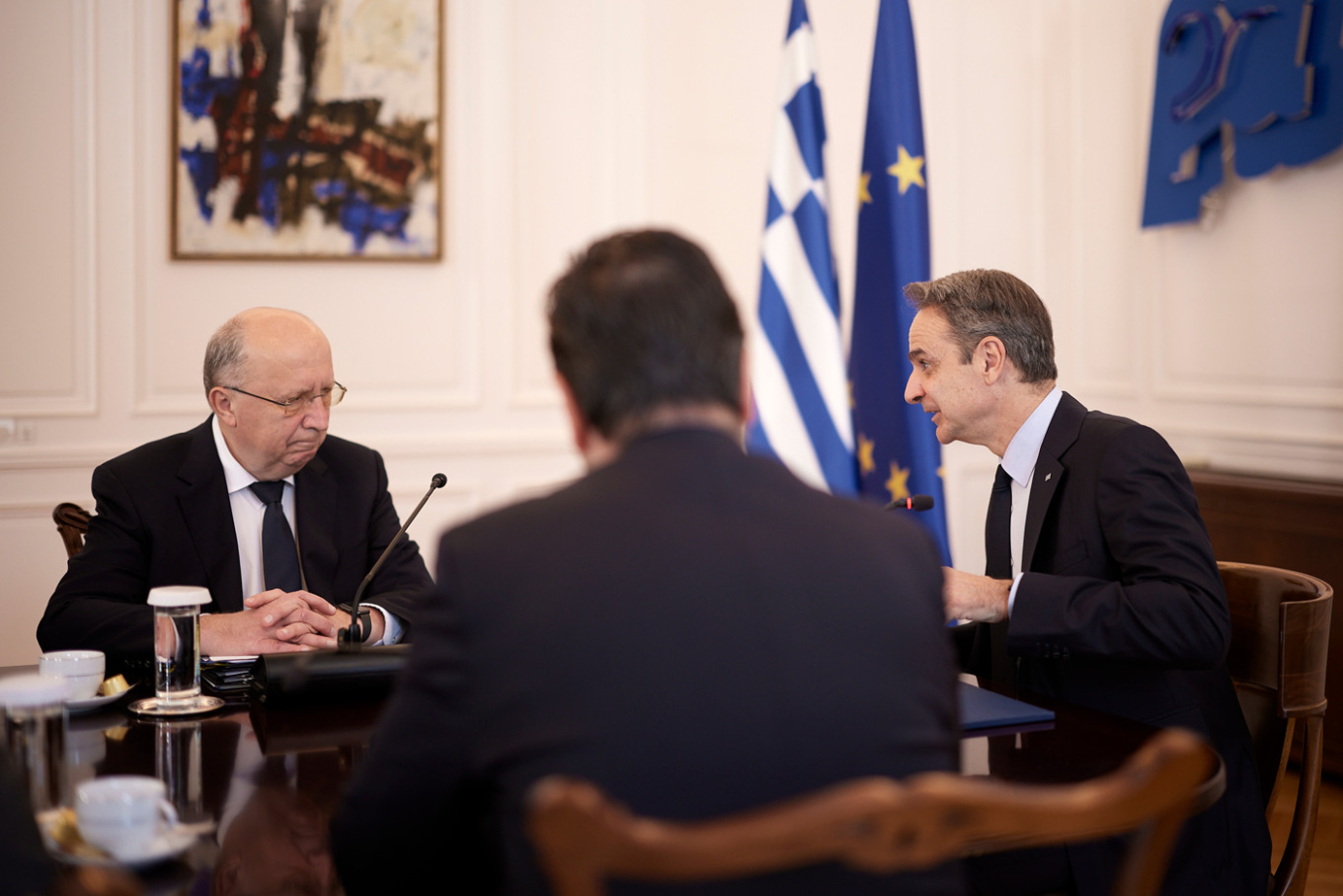 Ο Μητσοτάκης πιέζει την Ε.Ε. για ενεργοποίηση του Άρθρου 42 και κοινό ευρωπαϊκό ταμείο