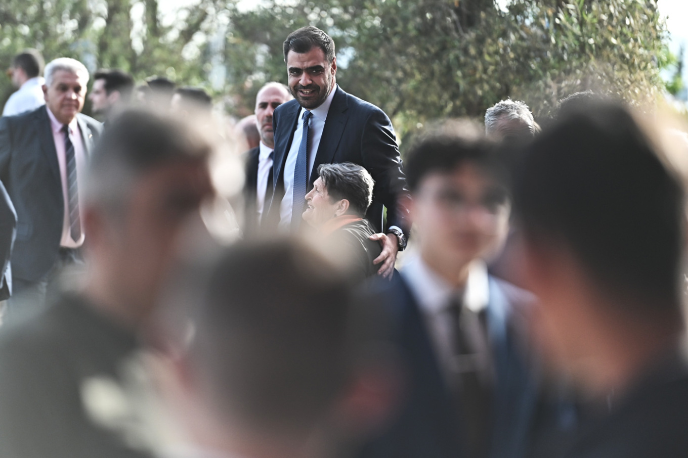 Νέα Δημοκρατία: Τα πηγαδάκια και οι αφίξεις πριν την έναρξη του συνεδρίου 