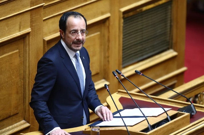 Χριστοδουλίδης στη Βουλή