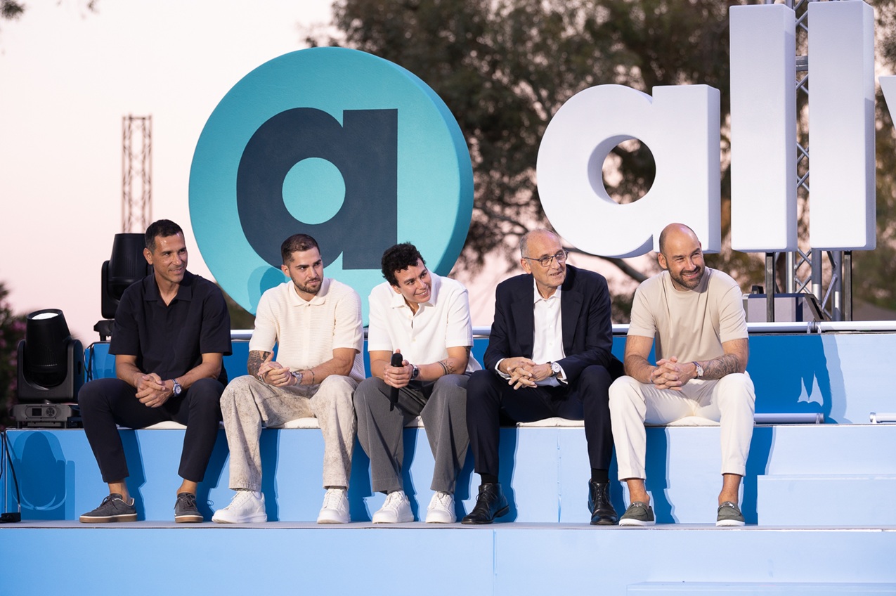 Νίκος Ζήσης, Βασίλης Τολιόπουλος, Άρτεμις Σπανού, Βαγγέλης Λιόλιος και Βασίλης Σπανούλης