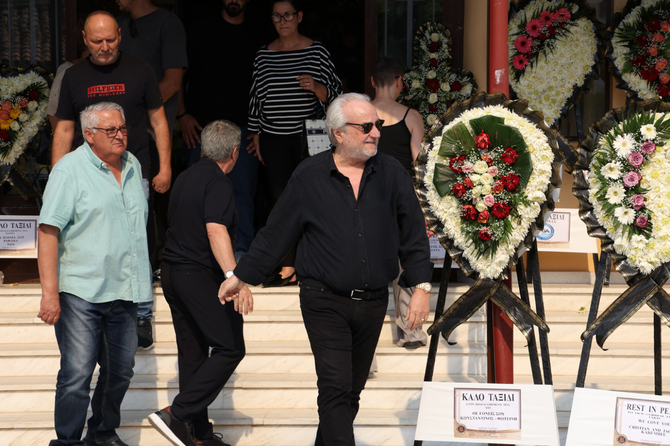 Συγκίνηση στο «τελευταίο αντίο» στον Τάκη Γκώνια στη Λειβαδιά