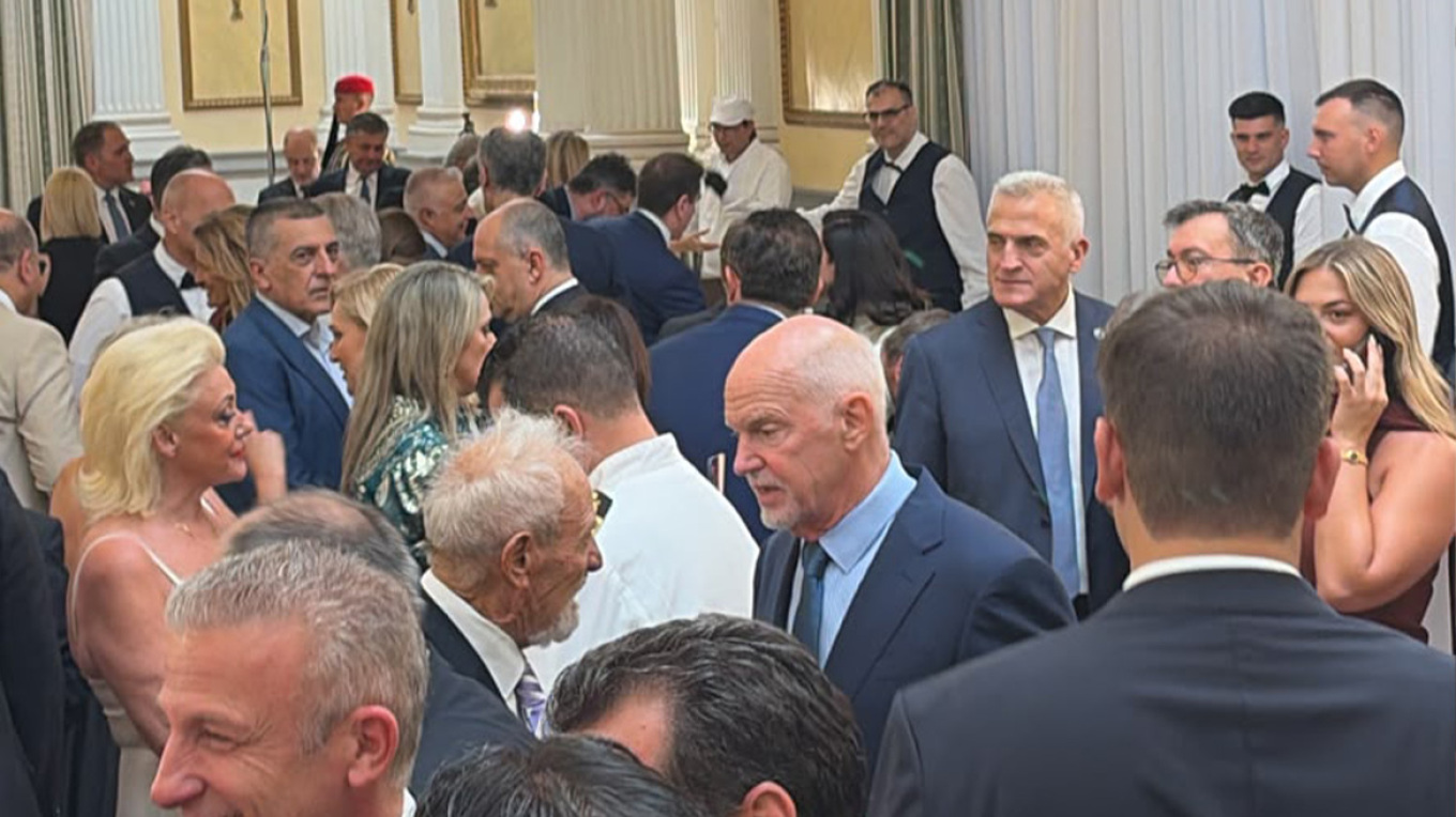 Η δεξίωση στο Προεδρικό Μέγαρο για την 52η επέτειο Αποκατάστασης της Δημοκρατίας 