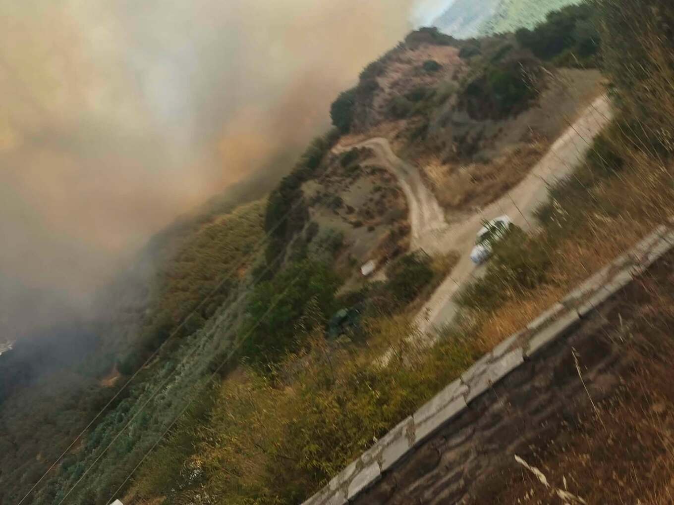 Άρτα: Μεγάλη φωτιά στο Κομπότι
