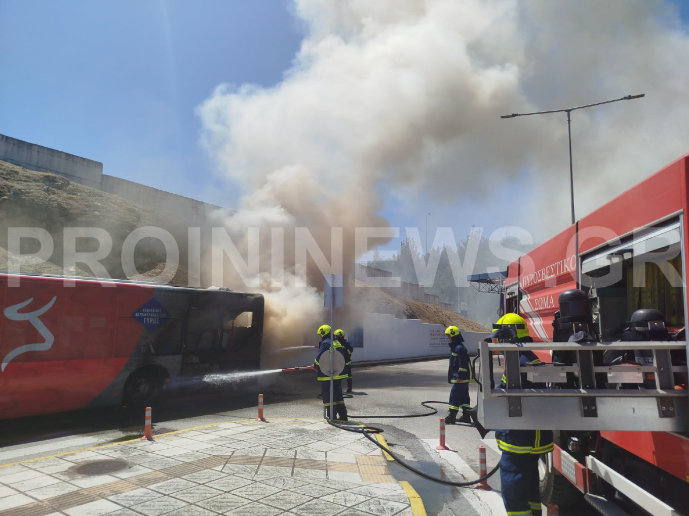 Καβάλα: Λεωφορείο πήρε φωτιά μέσα στο νοσοκομείο