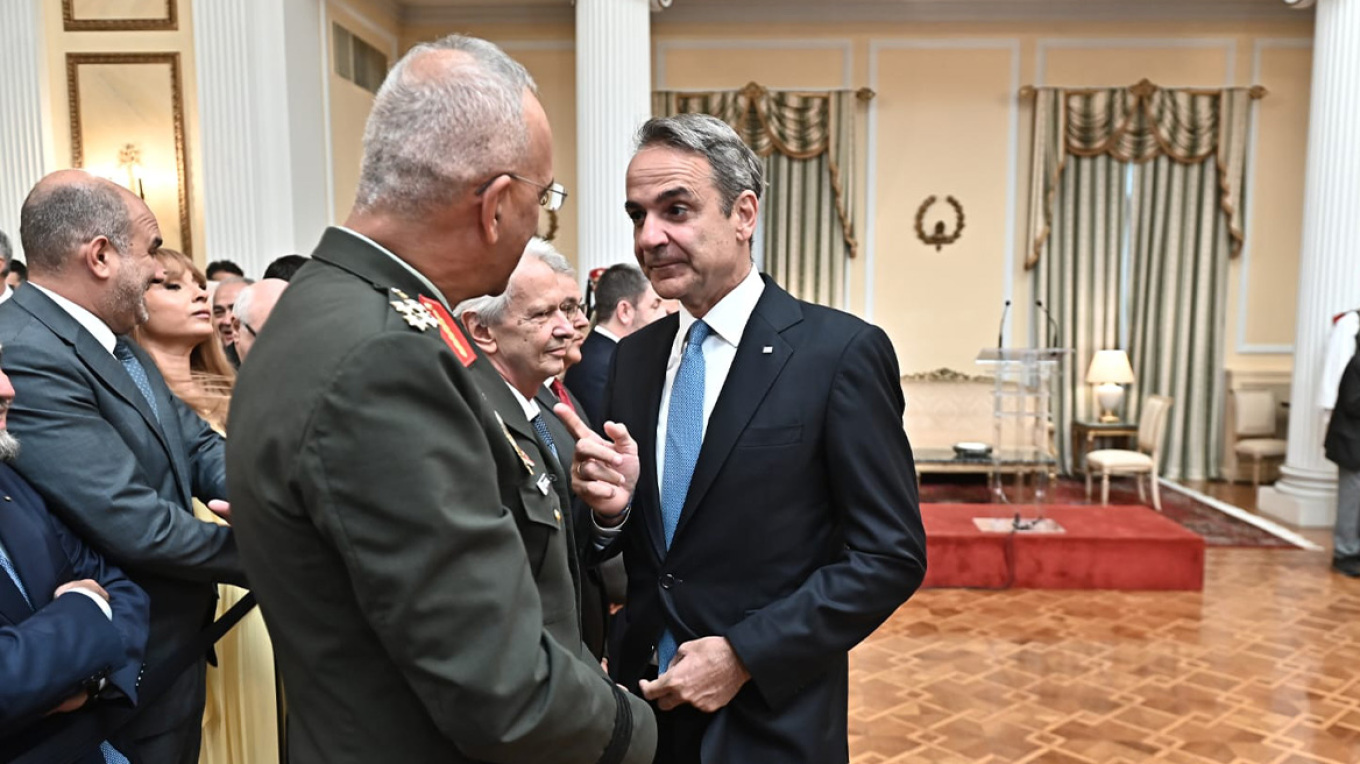 Η δεξίωση στο Προεδρικό Μέγαρο για την 52η επέτειο Αποκατάστασης της Δημοκρατίας