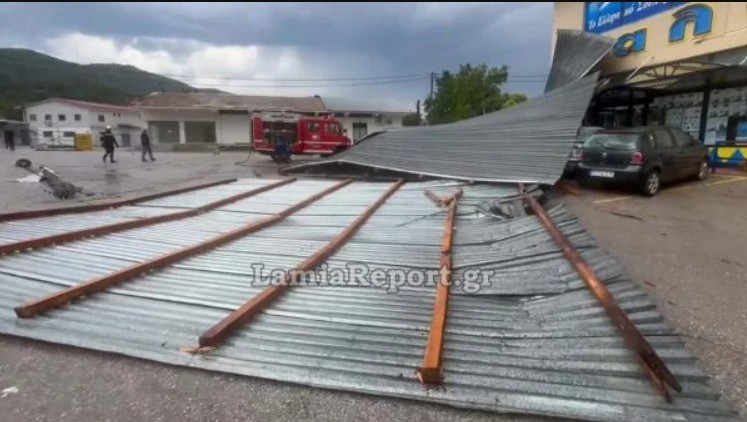 Φθιώτιδα: Ισχυρό μπουρίνι σήκωσε στέγη