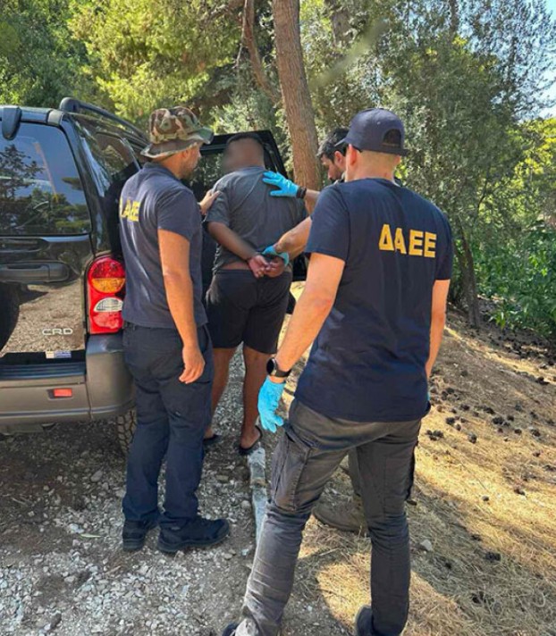 Τρεις συλλήψεις για την φωτιά στο κτίριο του Μπάντμιντον στο Πάρκο Γουδή