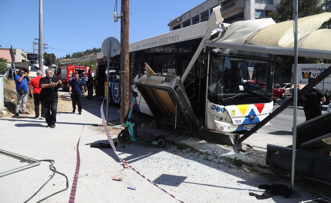 Τροχαίο με λεωφορεία στη Θεσσαλονίκη
