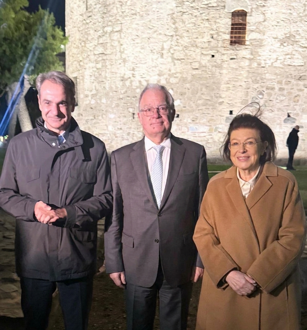 Ο Λευκός Πύργος φωτίζει την ιστορική ταυτότητα της Θεσσαλονίκης