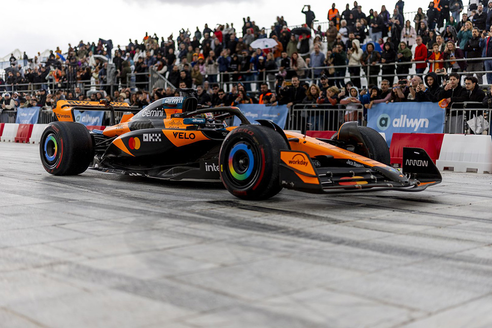 H McLaren MCL60