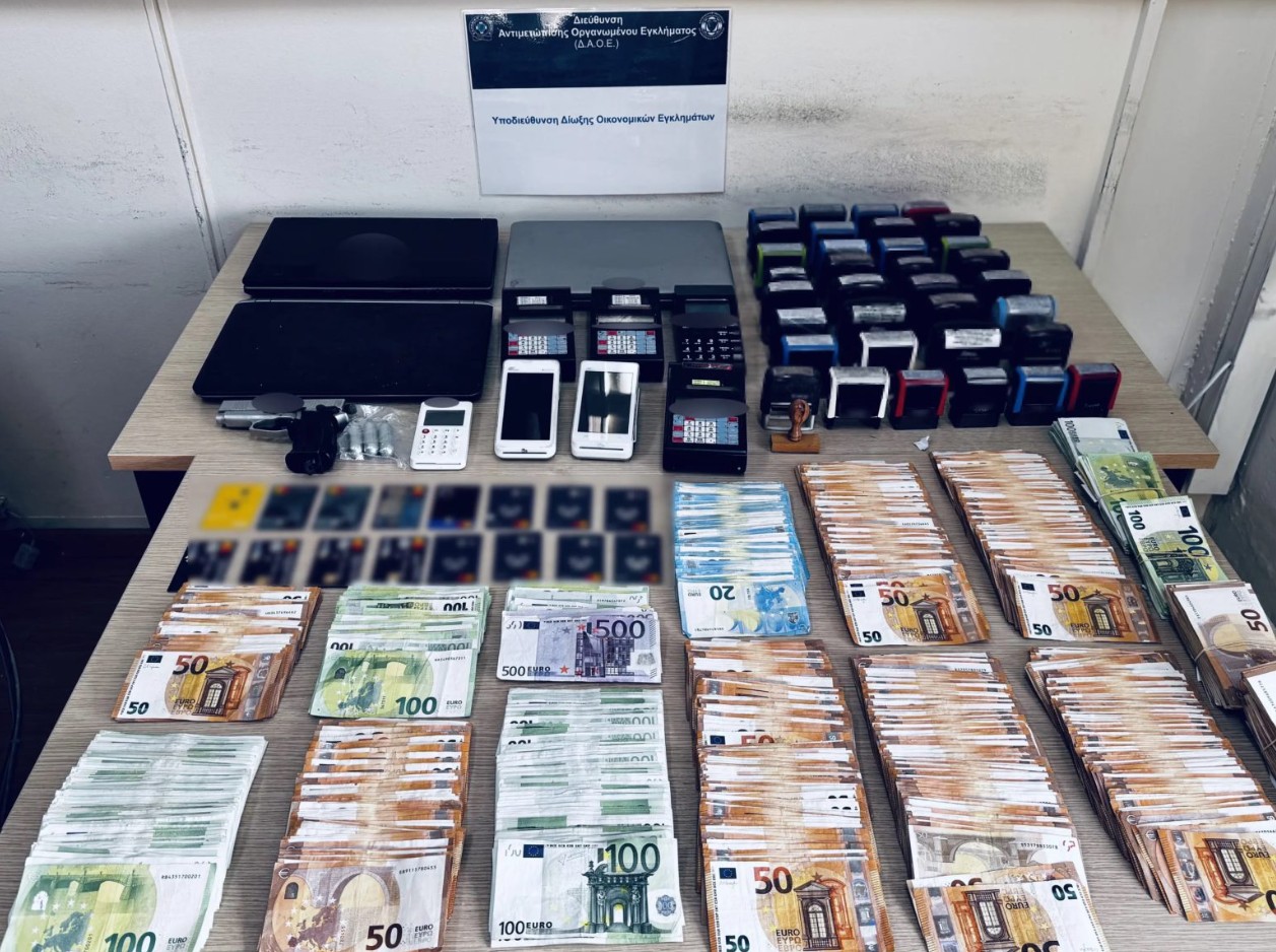 Ελέγχονται και για φοροδιαφυγή ο Φίλιππος Καμπούρης και η σύζυγός του