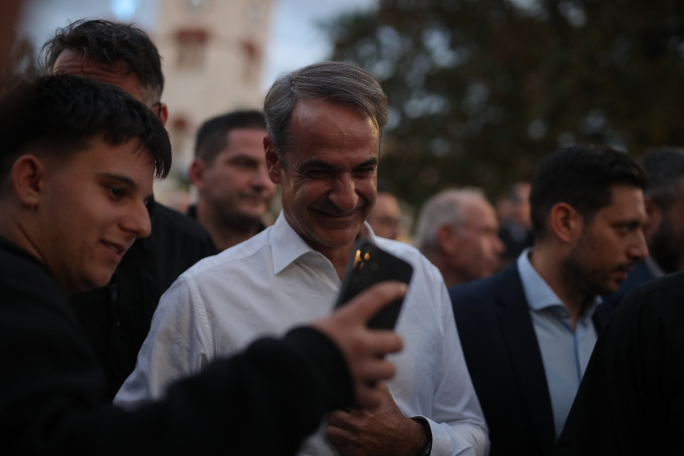 Στα Βριλήσσια ο Πρωθυπουργός