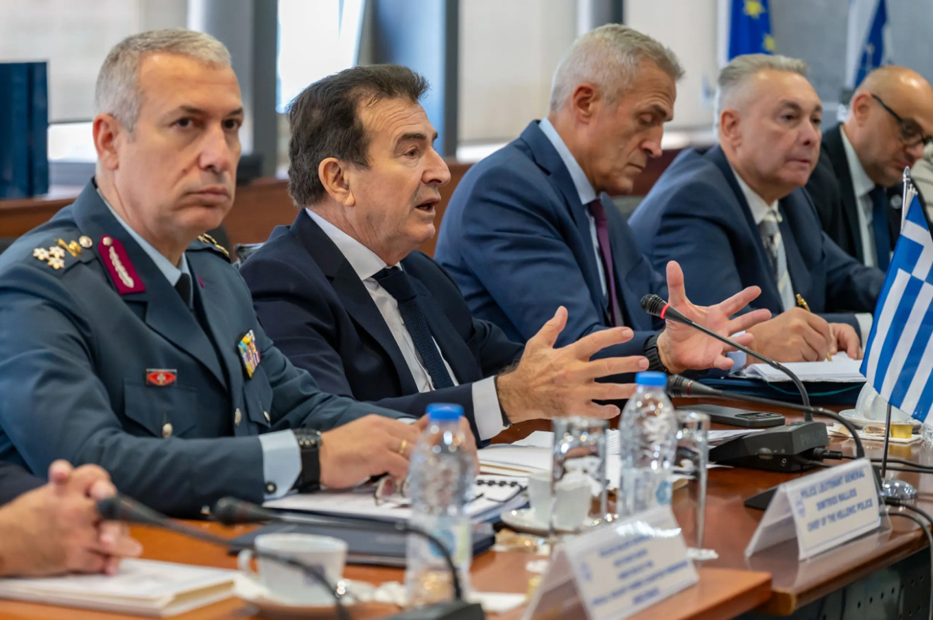 Συνάντηση Χρυσοχοΐδη με τον Τούρκο ΥΠΕΣ