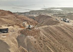 Ανακαλύφθηκε μια πυραμίδα 2.200 ετών (Photos)
